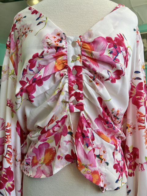 18 Centimeters Size 3X Tops