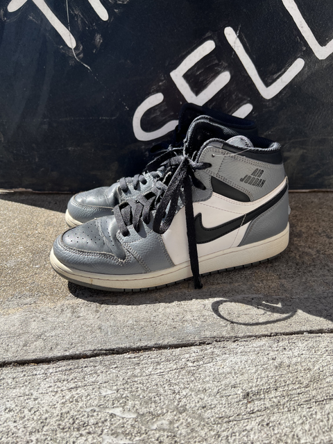 Nike Size 6 Shoes