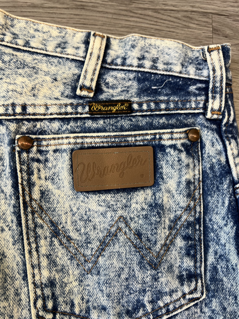 Wrangler Size 33 X 32 Bottoms