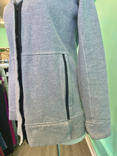 Lululemon Size 4/S Athletic Wear