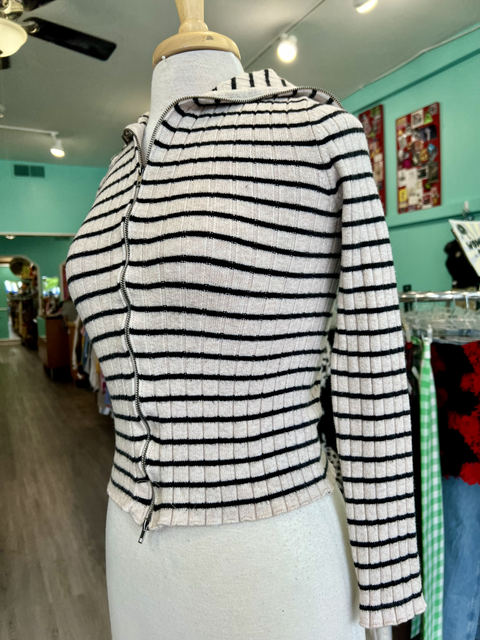 Universal Thread Size S Tops