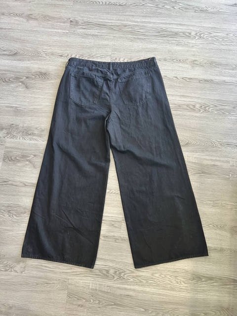 Universal Thread Size 17 Bottoms