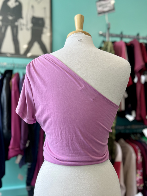 Urban Outfitters Size L Tops