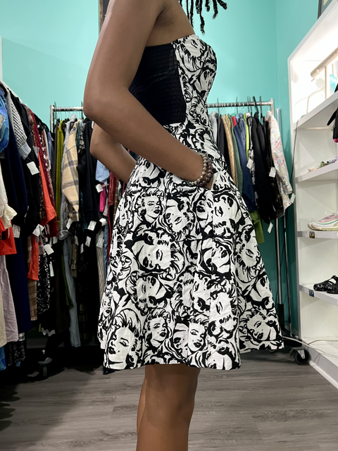 Betsey Johnson Size 2/4 Dresses