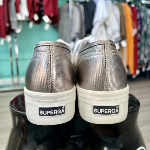 Superga Size 8 Shoes