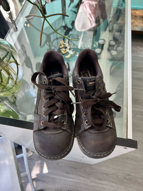 Sketchers Size 6 Shoes