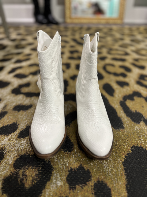Coconut Size 8 Shoes