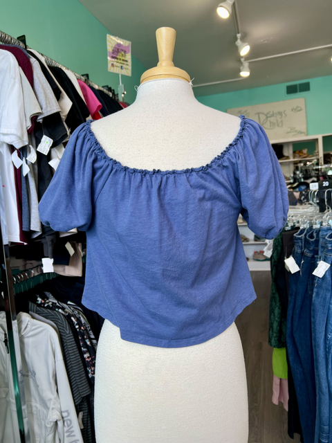 American Eagle Size S Tops