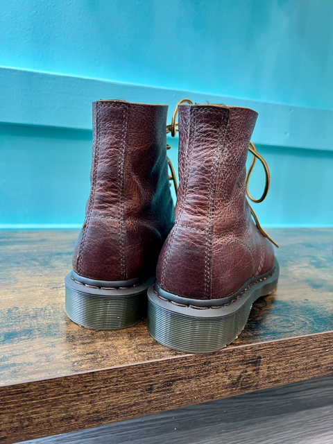 Dr. Martens Size 8M/9.5W Shoes