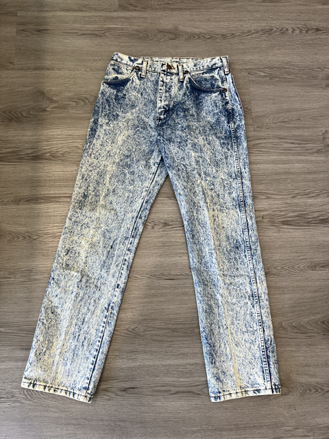 Wrangler Size 33 X 32 Bottoms