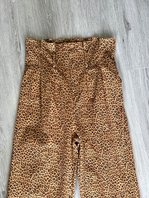 Lucky & Blessed Size L Bottoms