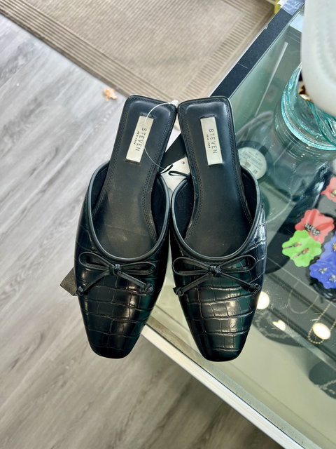 Steven New York Size 9.5 Shoes