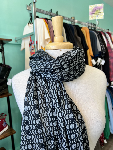 No Label Scarf