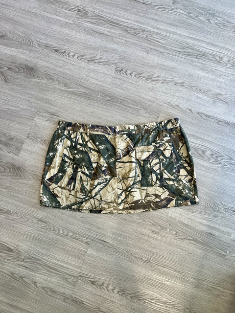 Pretty Little Thing Size 20 Bottoms