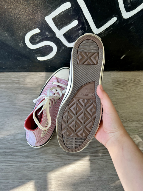 Converse Size 8 Shoes