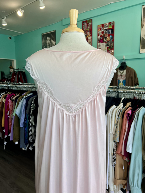 Shadow Line Size M Dresses