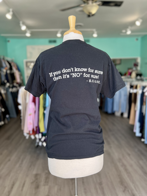 Gildan Size M Tops