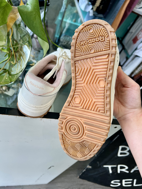 Reebok Size 8 Shoes