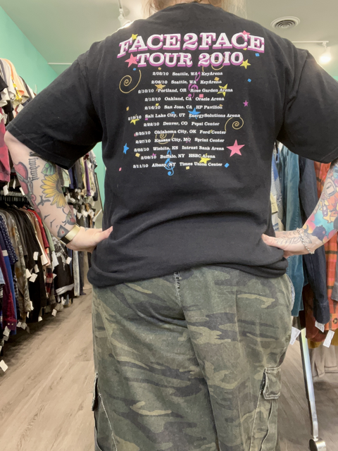 Anvil Size XL Top