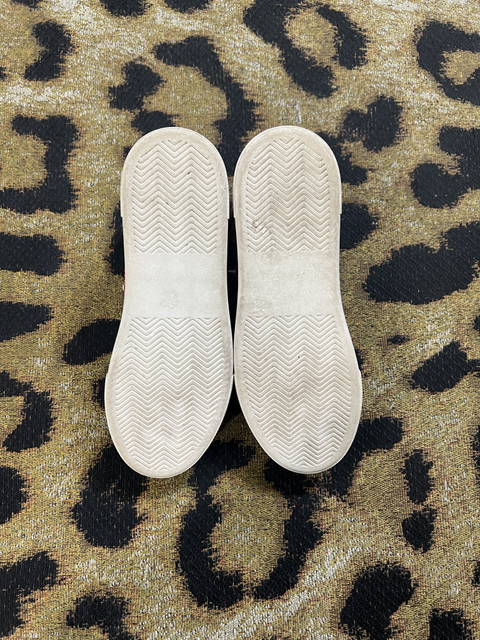 Betsey Johnson Size 7.5 Shoes