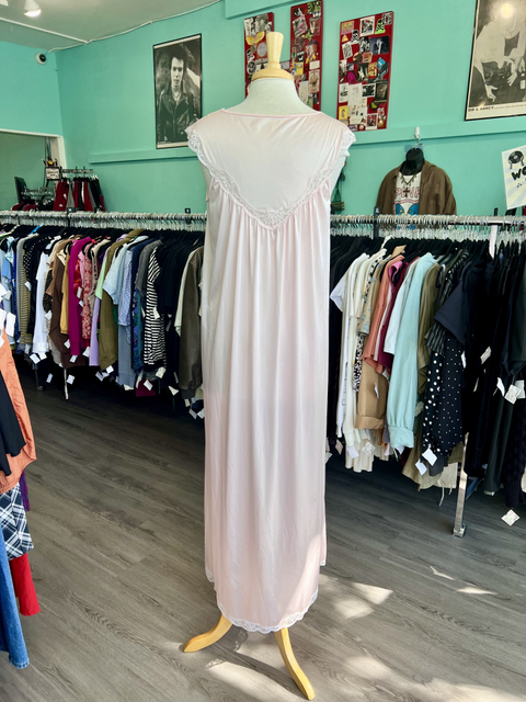 Shadow Line Size M Dresses
