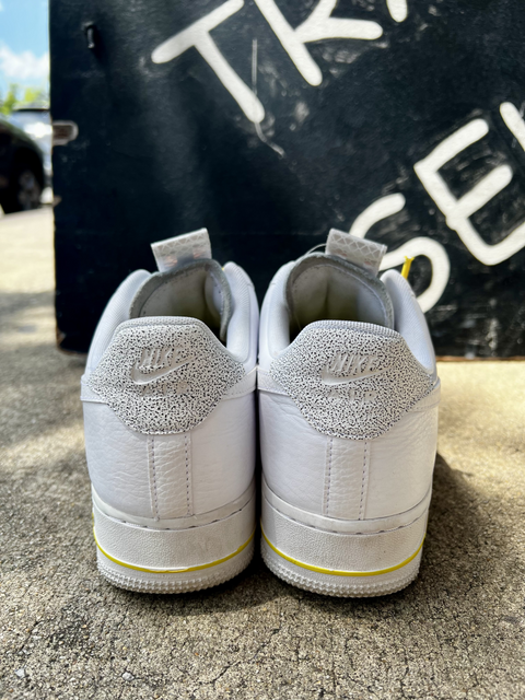 Nike  Size 9.5 Shoes