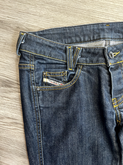 Diesel  Size 27 Bottoms
