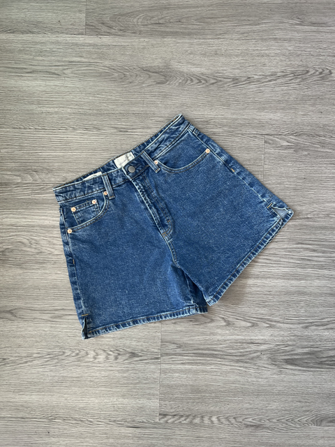 Universal Thread  Size 6 Bottoms