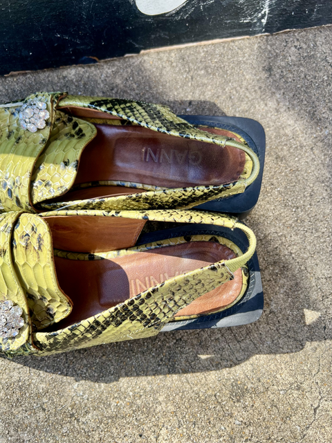 Gianni  Size 8.5 Shoes