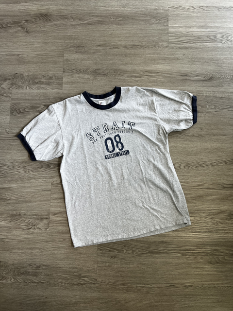Anvil  Size XL Top