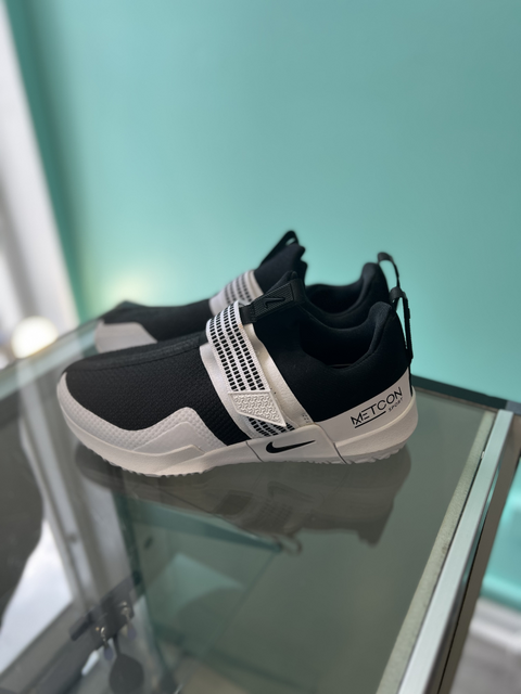 Nike  Size 8 Shoes