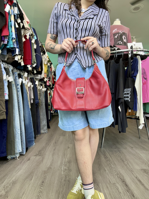 Guess  Size M Bag