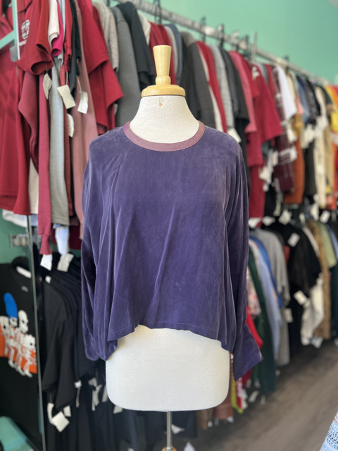 Onica  Size SM Tops