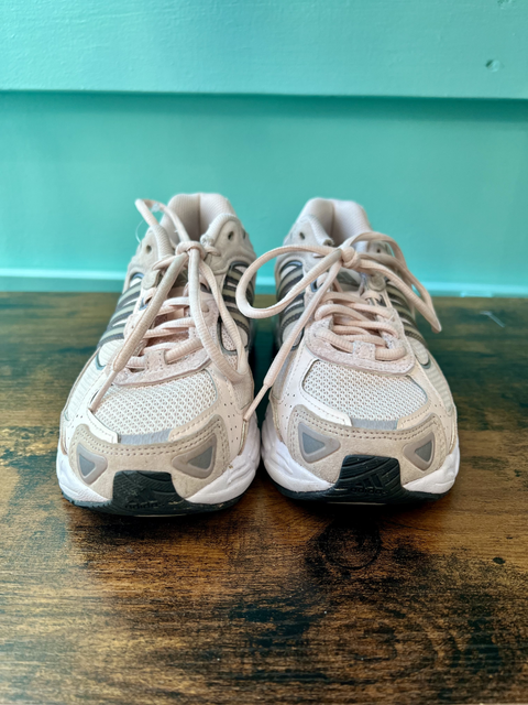 ADIDAS  Size 6.5 Shoes