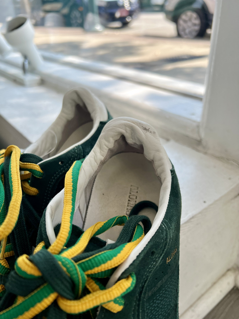 Alohas  Size 9 Shoes