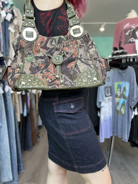 No Tag  Size L Bag