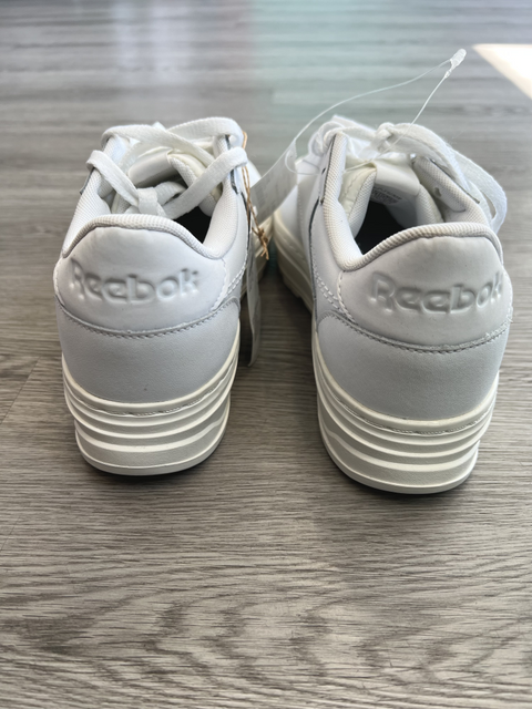 Reebok  Size 10 Shoes