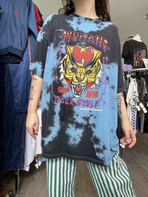 Wu Tang  Size L/XL Top