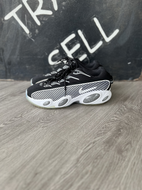 Nike  Size 11 Shoes