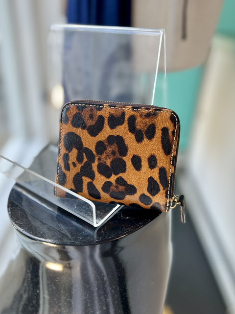 Dooney & Bourke  Size S Wallet