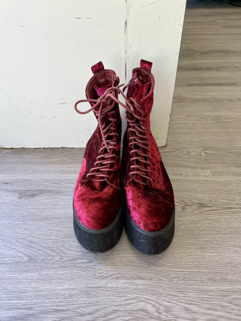 Size 9 Shoes