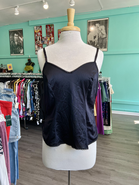 Vassarette  Size XL Tops
