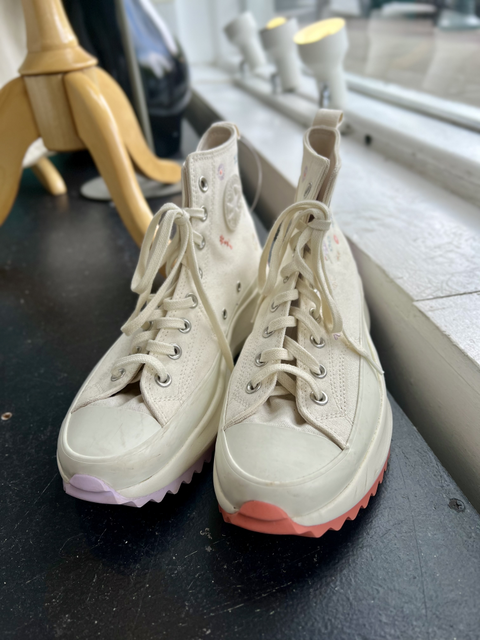 Converse  Size 10.5 Shoes