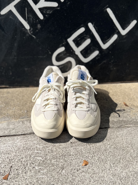 New Balance  Size 8.5 Shoes