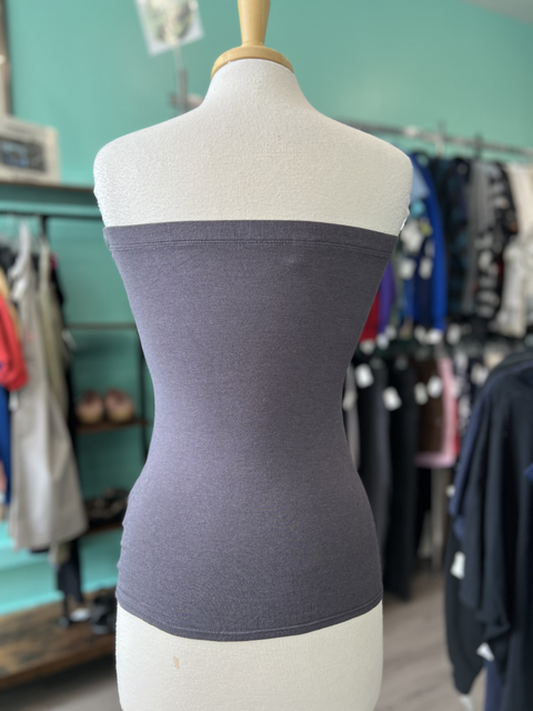 Studio Y  Size M Tops