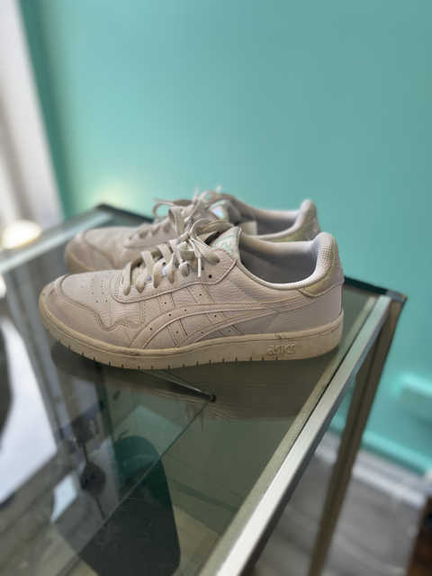ASICS®  Size 10 Shoes