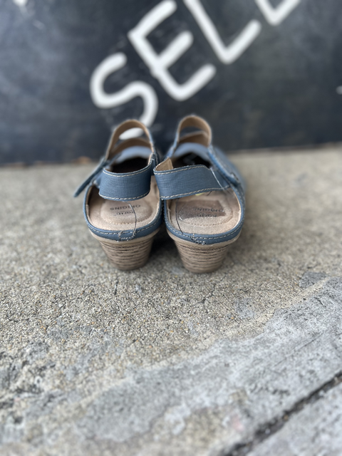 Earth Origins  Size 9 Shoes