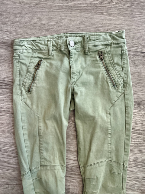 American Eagle  Size 4 Bottoms