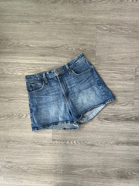 Lee  Size 28 Bottoms