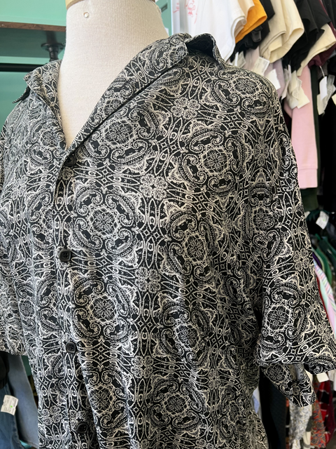 6A  Size L Tops